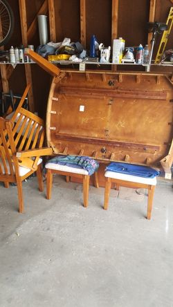 Table and 4 chair