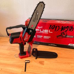 Milwaukee M18 FUEL Brushless 8 in. HATCHET Pruning Saw (Tool Only)