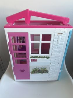 Barbie Doll House Foldable Expandable Playset
