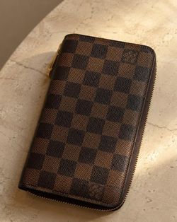 Louis Vuitton Damier Ebene Zip Wallet