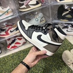 Jordan 1 Mocha