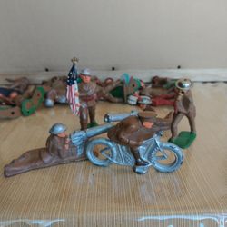 Barclay Toy Soldiers Lot