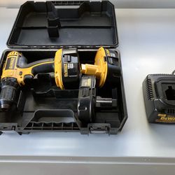 DeWalt Cordless Drill with 3 Batteries and Charger