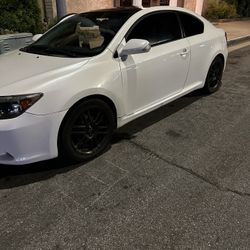 2005 Scion tC