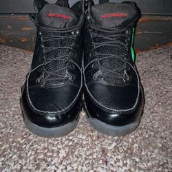 Nike Air Jordan 9 Retro Bred Patent. Men’s size 8. $120 OBO
 
