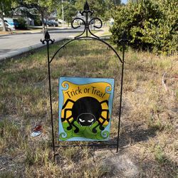 Trick Or Treat Yard Sign