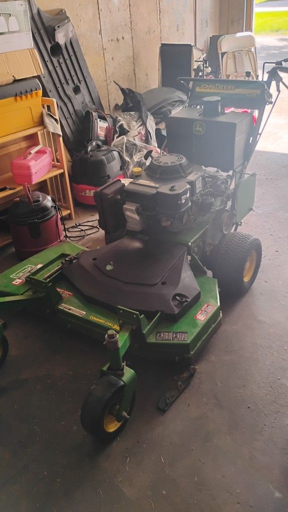 John Deer 0 Turn