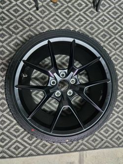 Civic Type R  FL5  Wheel and Tires