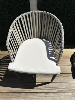 Outdoor Patio Chair(s)