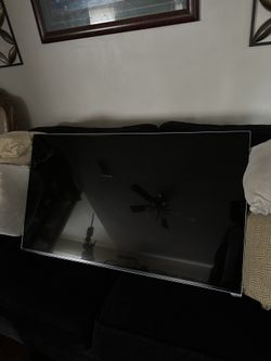 Vizio 42” Tv Flat Screen 