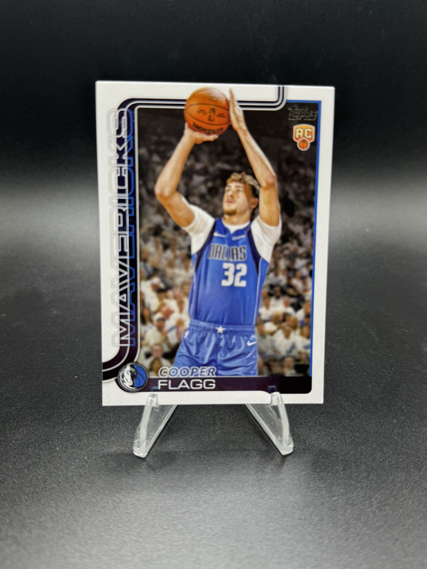 Cooper Flagg 2025-26 Topps Flagship Basketball RC Rookie Card #201 - Mavericks