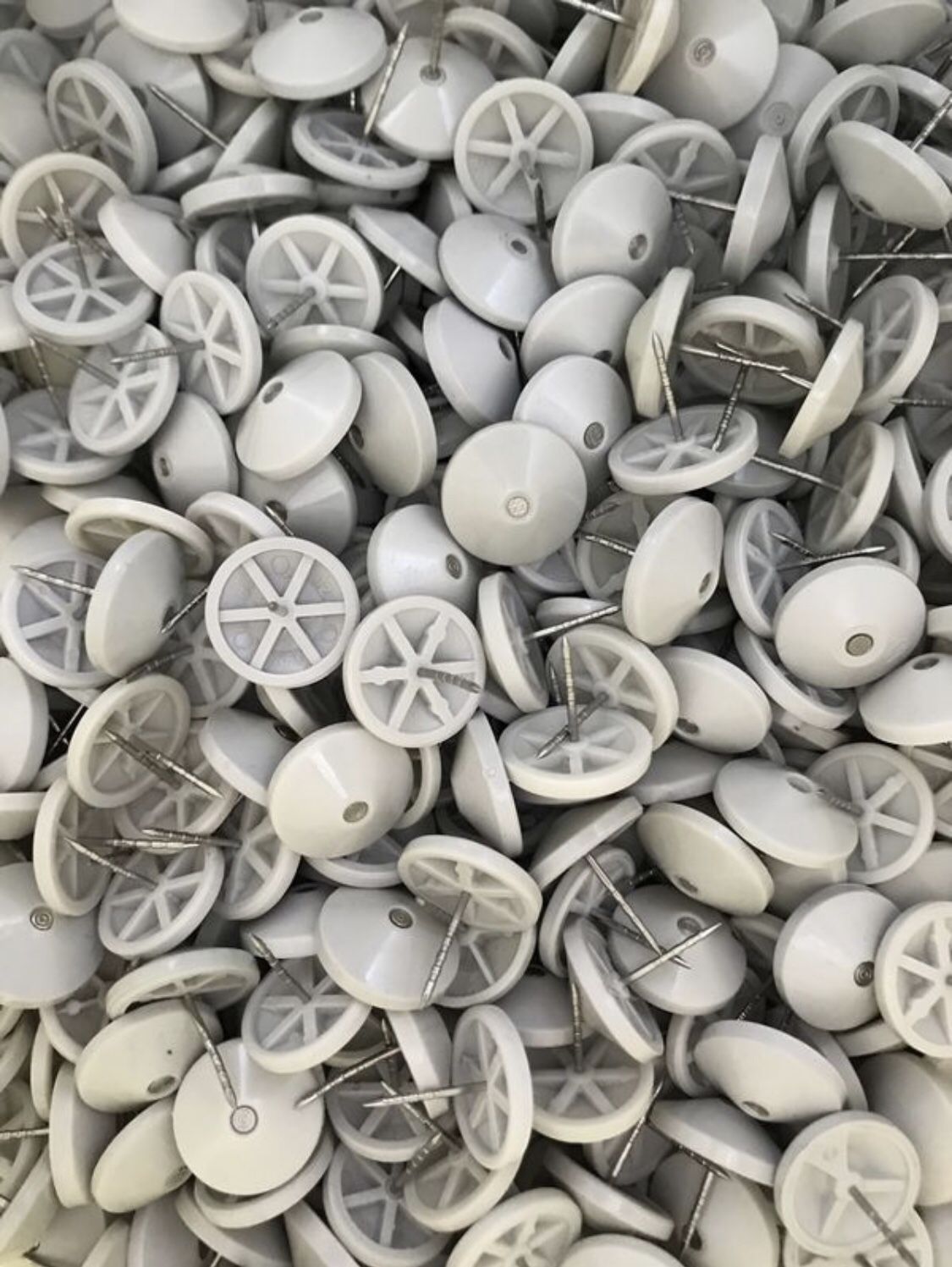 Sensormatic super tags with their pins (1,125) Clothing Sensors for