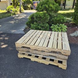 Free Pallets