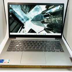 Lenovo 20VD i7-1165G7 2.80Ghz 16GB 500GB SSD Windows 11 Pro TouchScreen
