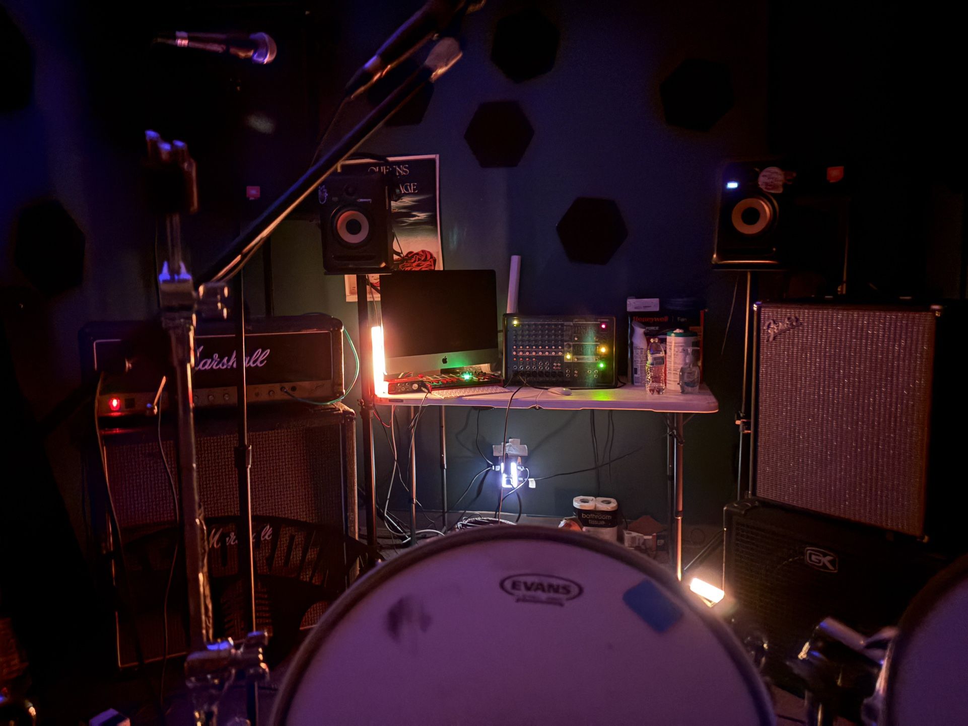 TOURING MUSICIAN AND PRODUCER FLASH SALE