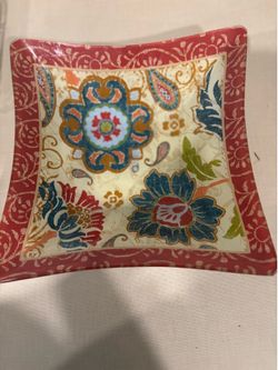 12x12” glass bowl with designs