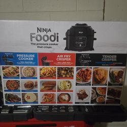 Ninja Foodi Multi cooker Brand new damaged box