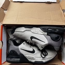 Nike Gray Shoes - Mens 