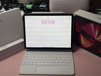 M1 iPad Pro 11” (3rd Generation, 128GB) Bundle