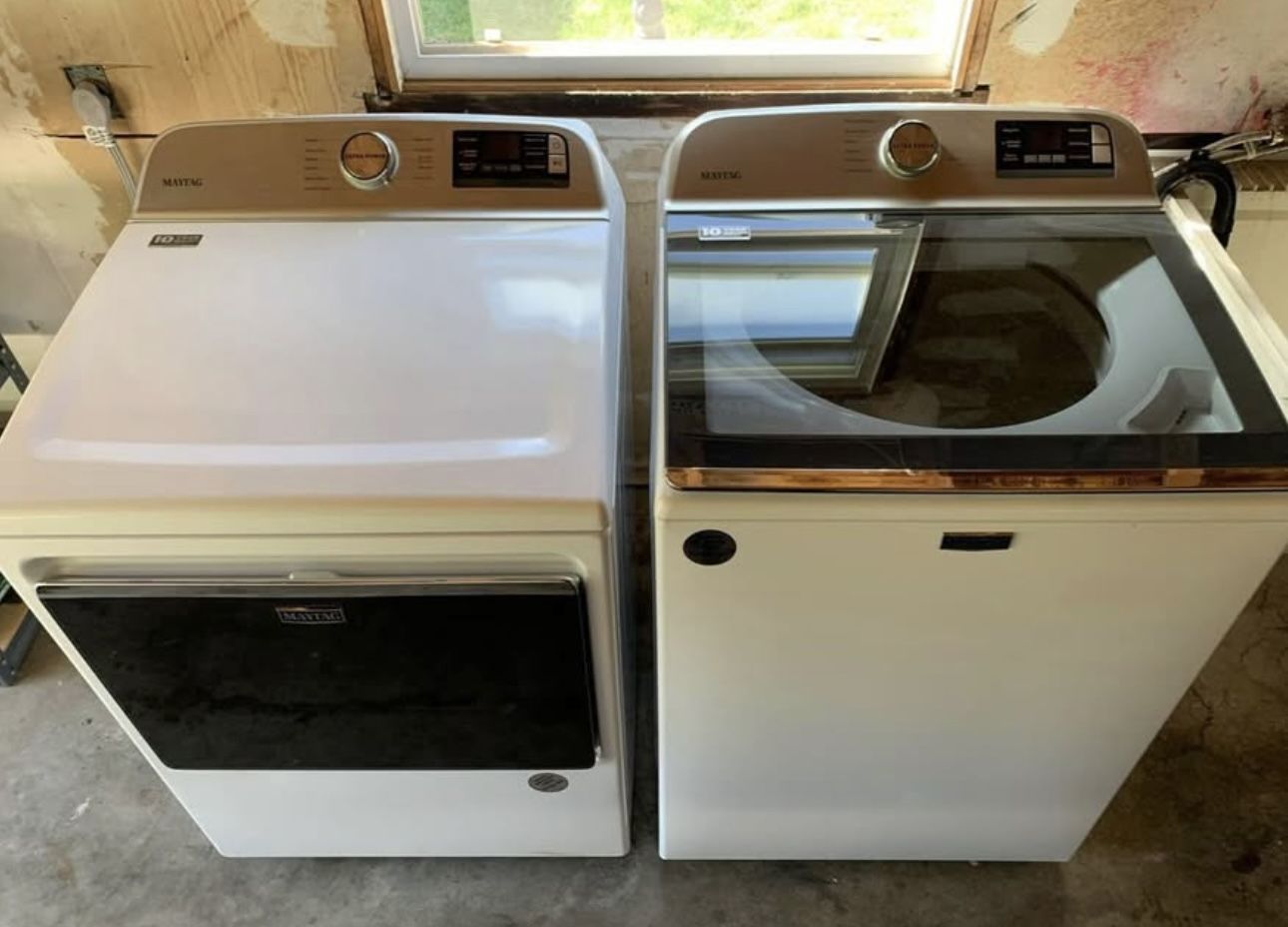 $1,500 OBO - Maytag Washer & Dryer Matching Set (White)
