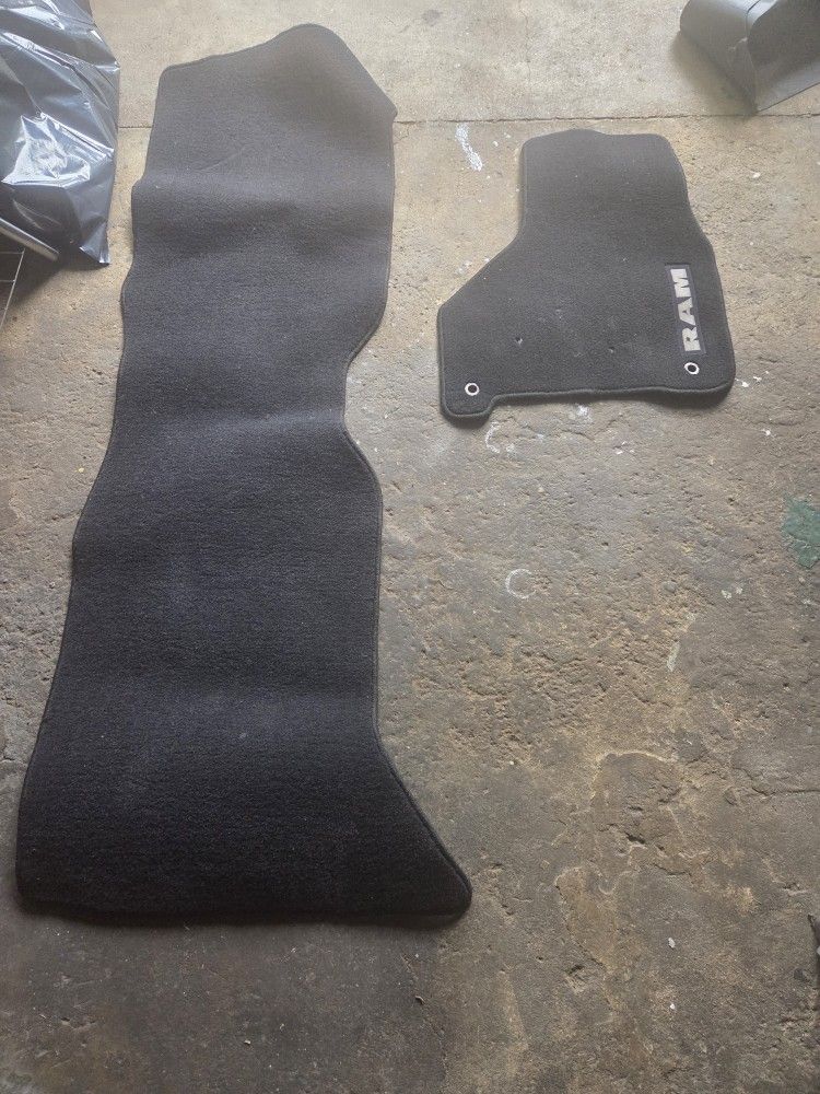 2016 Dodge Ram Crew Cab Floor Mats