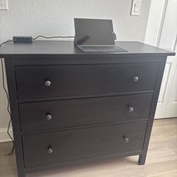 Ikea Hemnes Dresser In Black