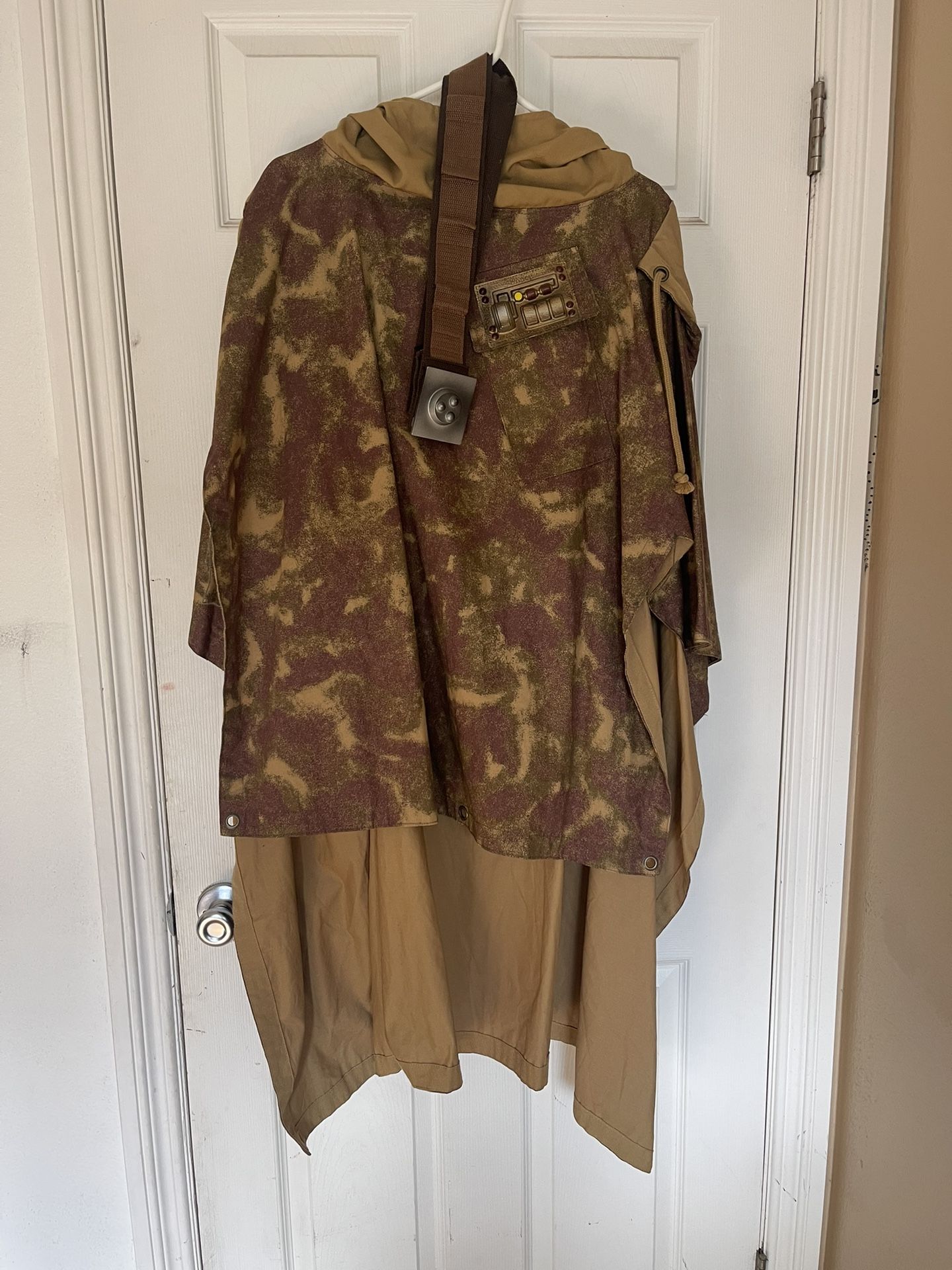 Star Wars Galaxy's Edge Join the Resistance Poncho Small Disney (Endor)