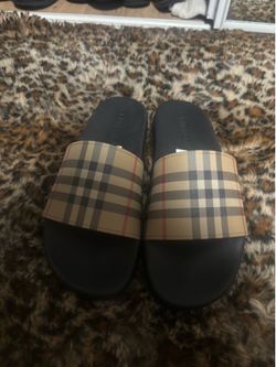 Burberry slides