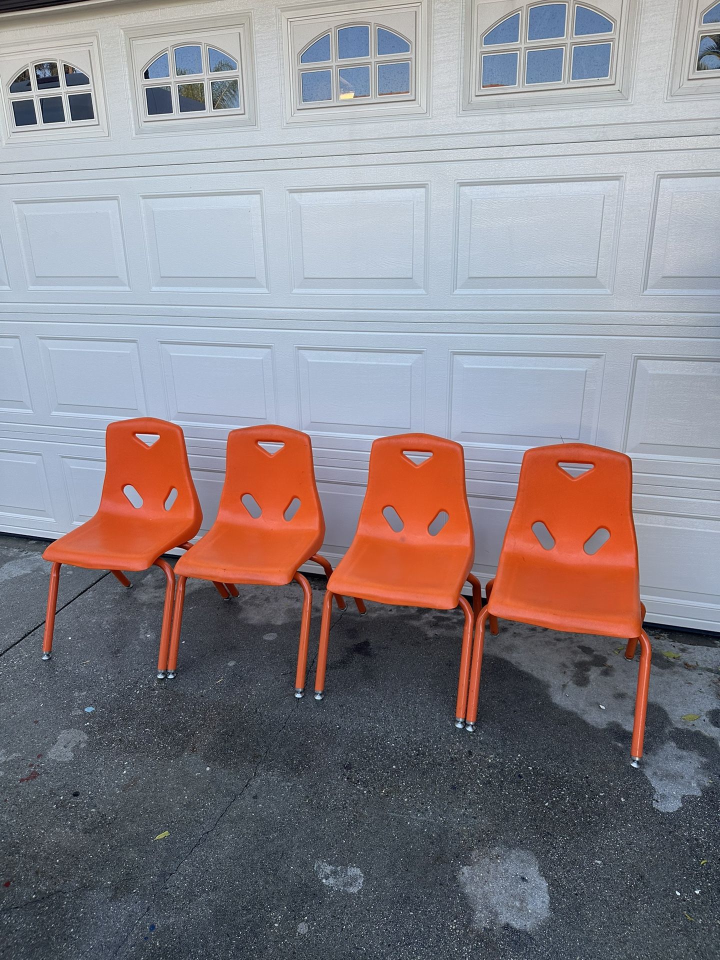 Kids Chair. 4
