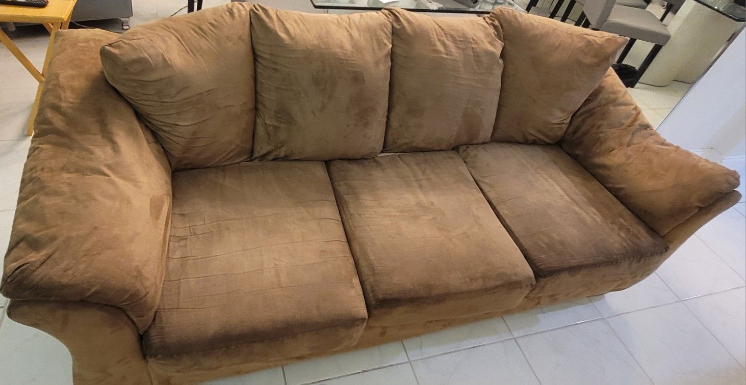 Free Brown Sofa 