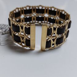 18k Yellow Gold Italian Designer Bracelet 6.5" & 22mm in Size