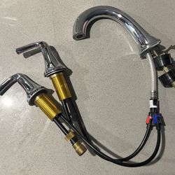 three Piece Chrome sink Faucet