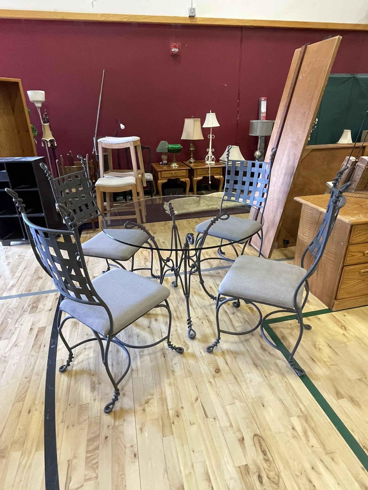 Modern Set Of Wrought-Iron Dining Chairs & Table After Giacometti