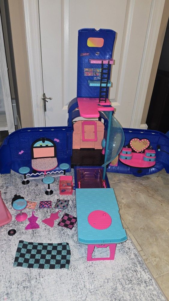 Glamper Fashion Camper Dollhouse LOL Surprise OMG 4-in-1 with Accessoires Blue