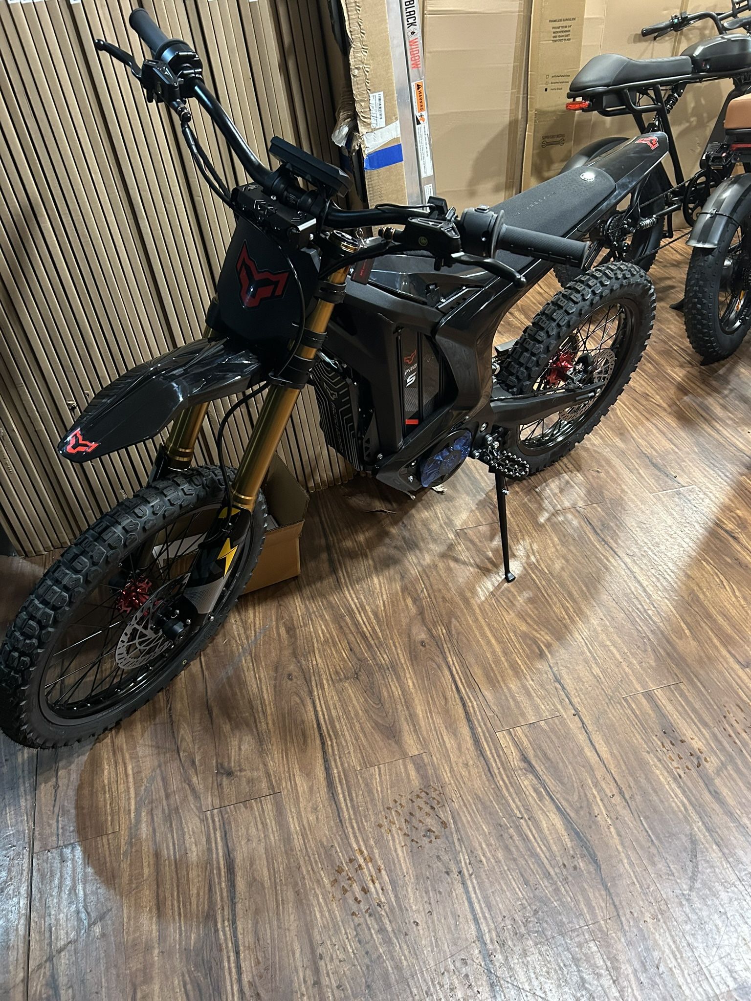 Surron Killer Arctic Leopard