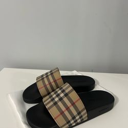 Burberry slides