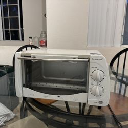 Brentwood Toaster Oven