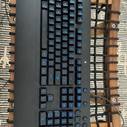 Keyboard Gaming Logitech G213  