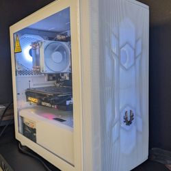 Gaming PC (Specs In Description) 300 fps Fortnite
