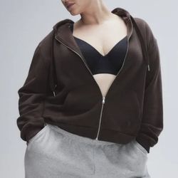 savage x fenty jacket fleece hoodie pockets 14/16 full zip
fuzzy lettering back