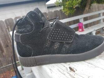 Addidas size 4 1/2