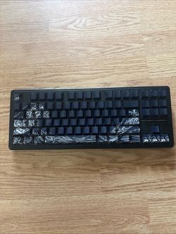 CUSTOM WAVE INSPIRED KEYBOARD