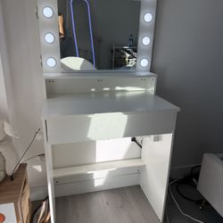 Vanity Desk