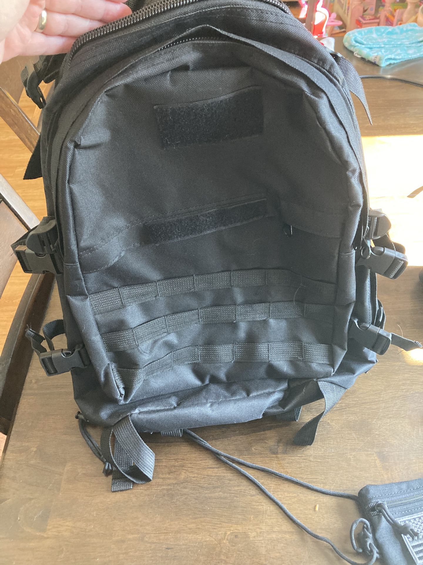 **FREE*** Backpack W Attachments