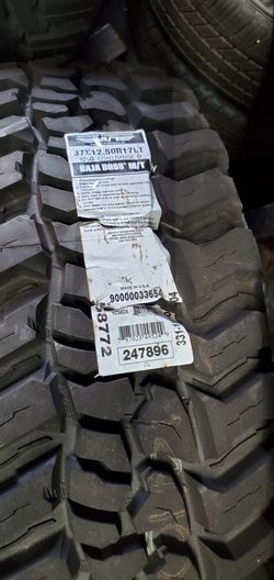 37x12.50r17 Mickey Thompson Mud