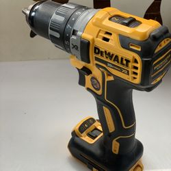 DEWALT 20-Volt MAX XR Cordless Brushless 1/2 in. Drill/Driver (Tool-Only)