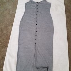 BLACK AND WHITE STRIPE BUTTON DOWN DRESS ( M )
