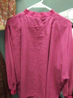 Scrub tops and few bottoms (LG/6X)