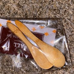 2 Small Wooden Spoon 