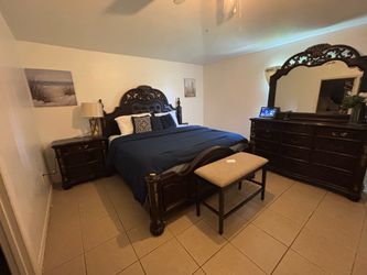 Brand new  King size bedroom set $1500